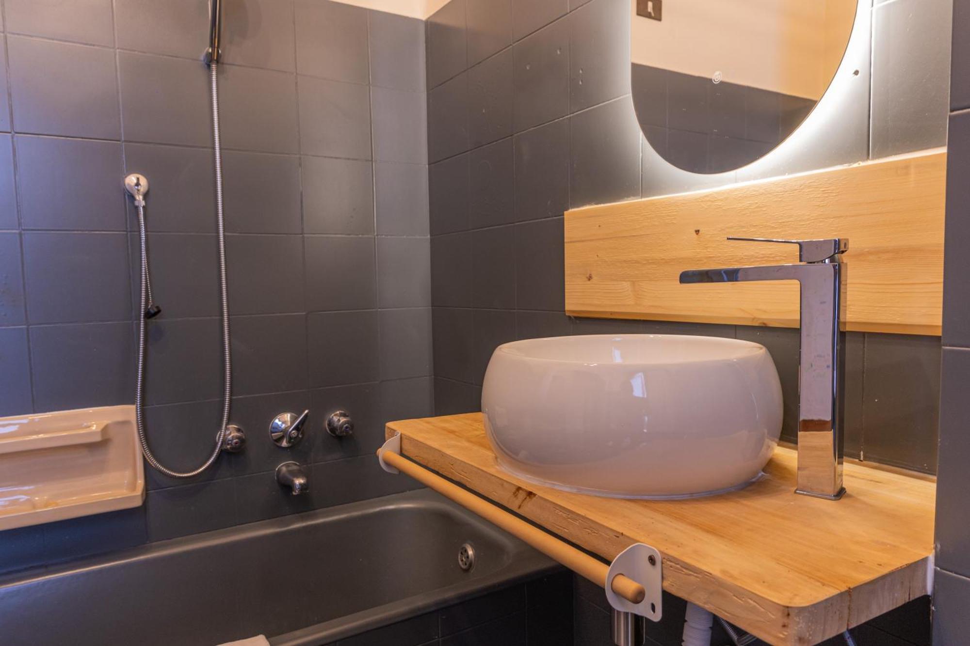 Exclusive Liberty Spa San Pellegrino Terme Exterior photo